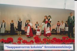 Laulurinteellä 001.jpg